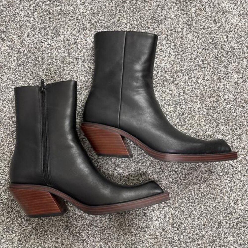 Zara Modern Western Cowboy Boot (US 7.5 / EU 38)